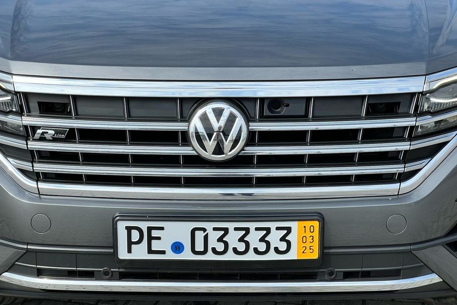 Продам Volkswagen Touareg НЕ МАЛЬОВАНИЙ ТЕПЛОВІЗОРR-Line 2019 года в Львове