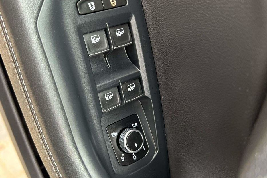 Продам Volkswagen Touareg НЕ МАЛЬОВАНИЙ ТЕПЛОВІЗОРR-Line 2019 года в Львове