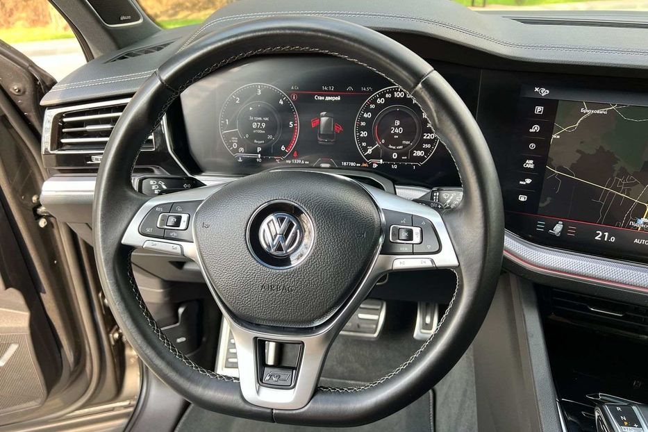 Продам Volkswagen Touareg НЕ МАЛЬОВАНИЙ ТЕПЛОВІЗОРR-Line 2019 года в Львове