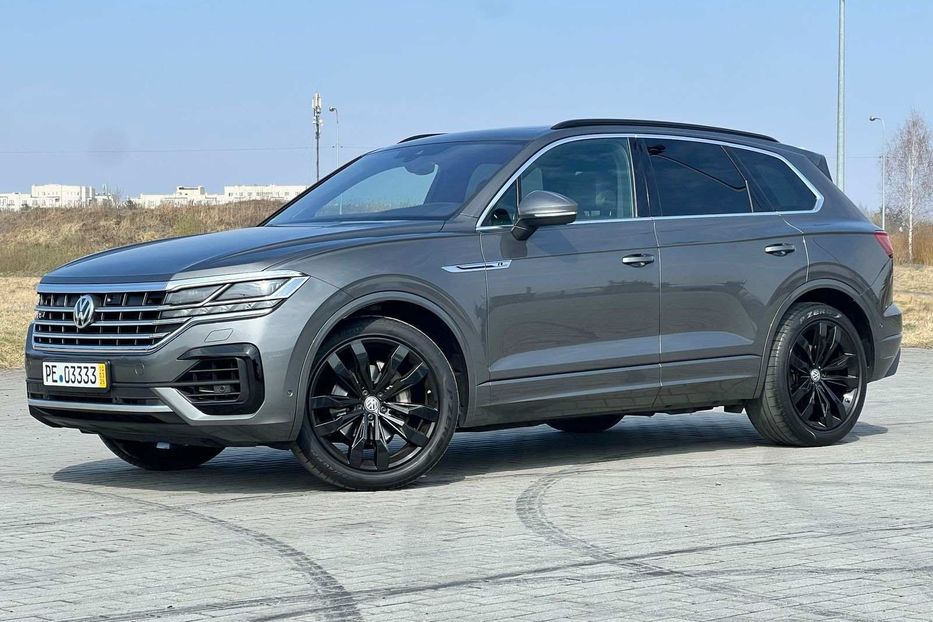 Продам Volkswagen Touareg НЕ МАЛЬОВАНИЙ ТЕПЛОВІЗОРR-Line 2019 года в Львове