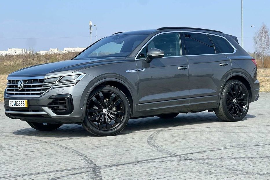 Продам Volkswagen Touareg НЕ МАЛЬОВАНИЙ ТЕПЛОВІЗОРR-Line 2019 года в Львове