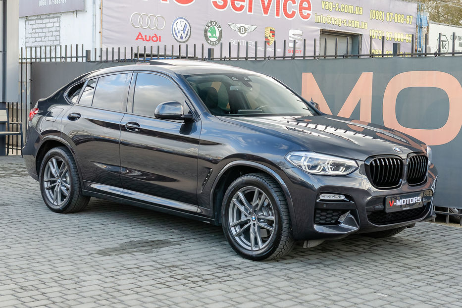 Продам BMW X4 30i XDrive 2018 года в Киеве