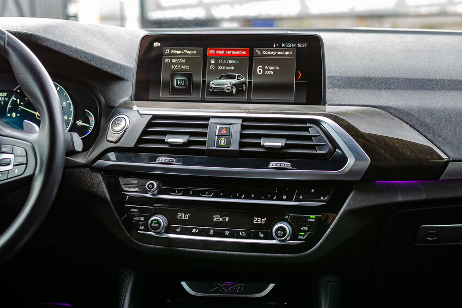 Продам BMW X4 30i XDrive 2018 года в Киеве
