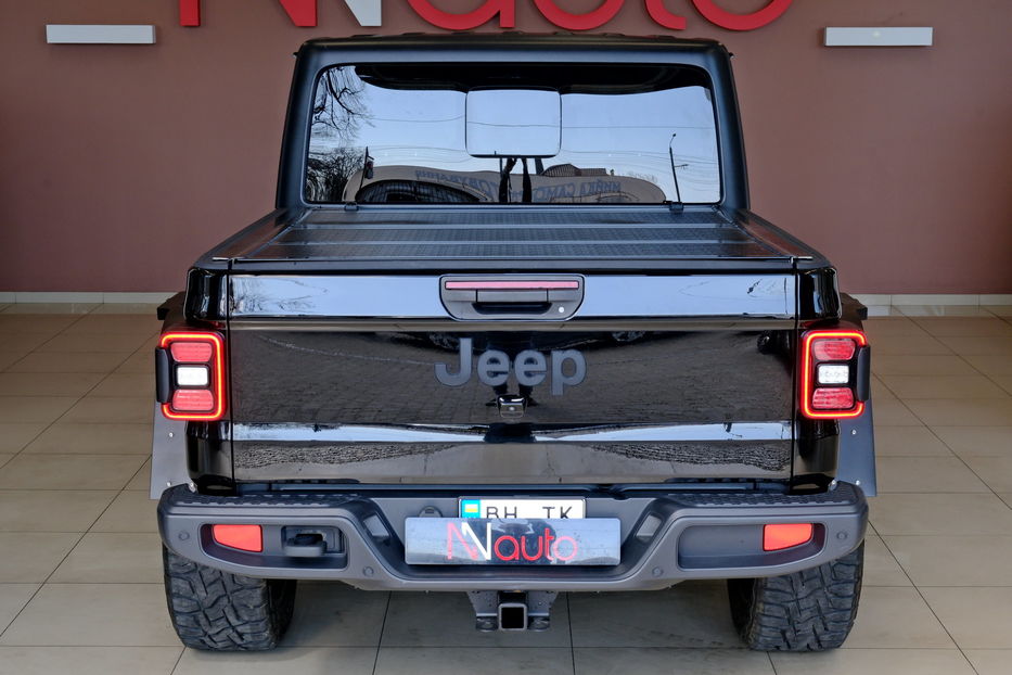 Продам Jeep Wrangler Gladiator 2022 года в Одессе