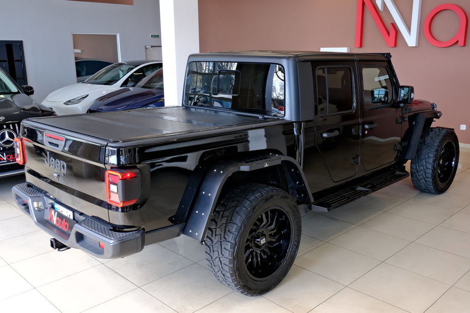 Продам Jeep Wrangler Gladiator 2022 года в Одессе