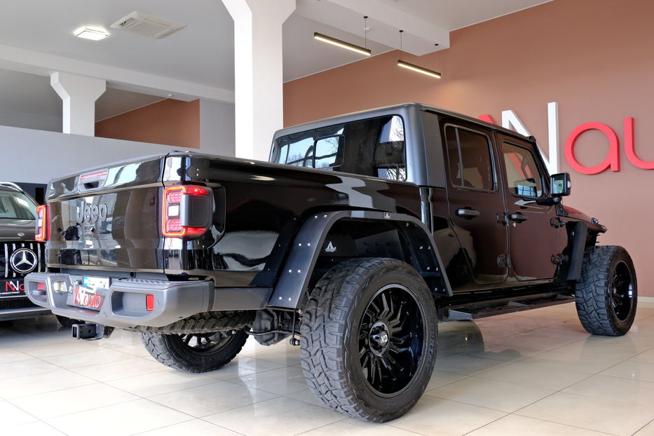 Продам Jeep Wrangler Gladiator 2022 года в Одессе