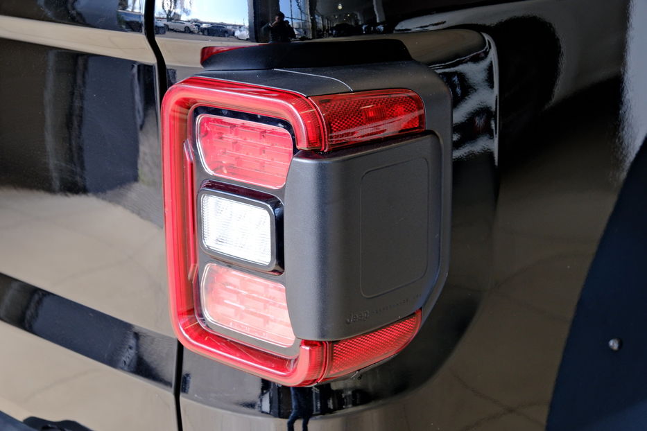 Продам Jeep Wrangler Gladiator 2022 года в Одессе