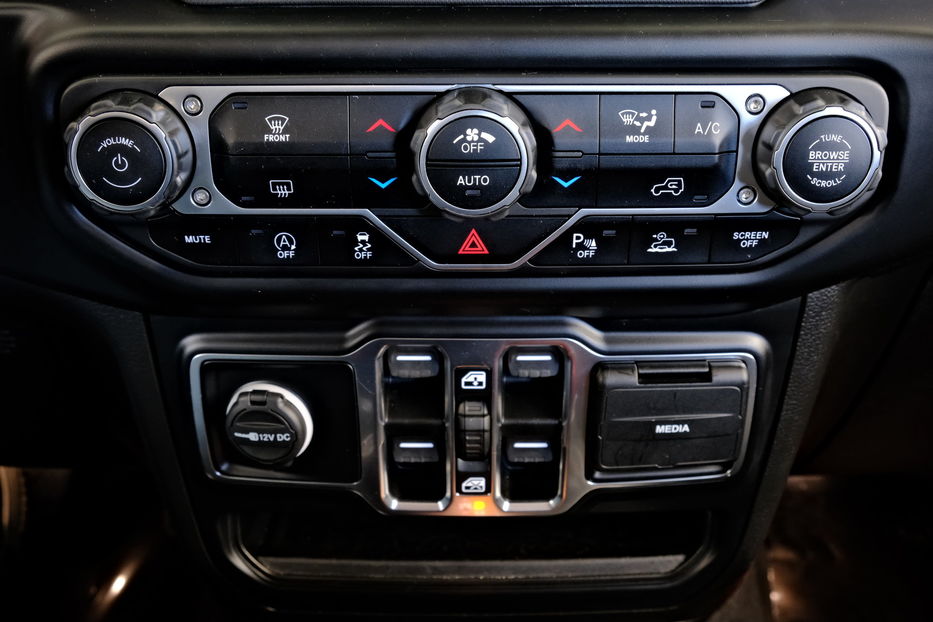 Продам Jeep Wrangler Gladiator 2022 года в Одессе