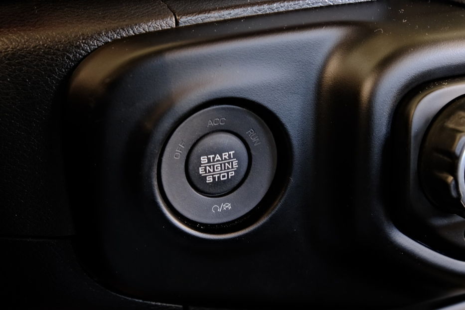 Продам Jeep Wrangler Gladiator 2022 года в Одессе