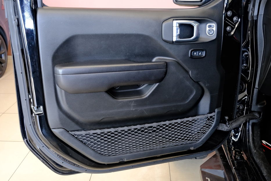 Продам Jeep Wrangler Gladiator 2022 года в Одессе