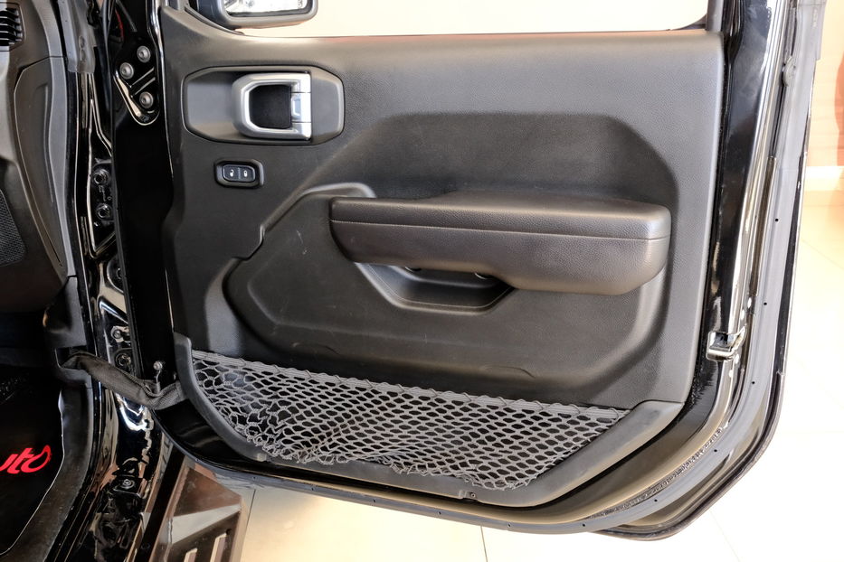 Продам Jeep Wrangler Gladiator 2022 года в Одессе