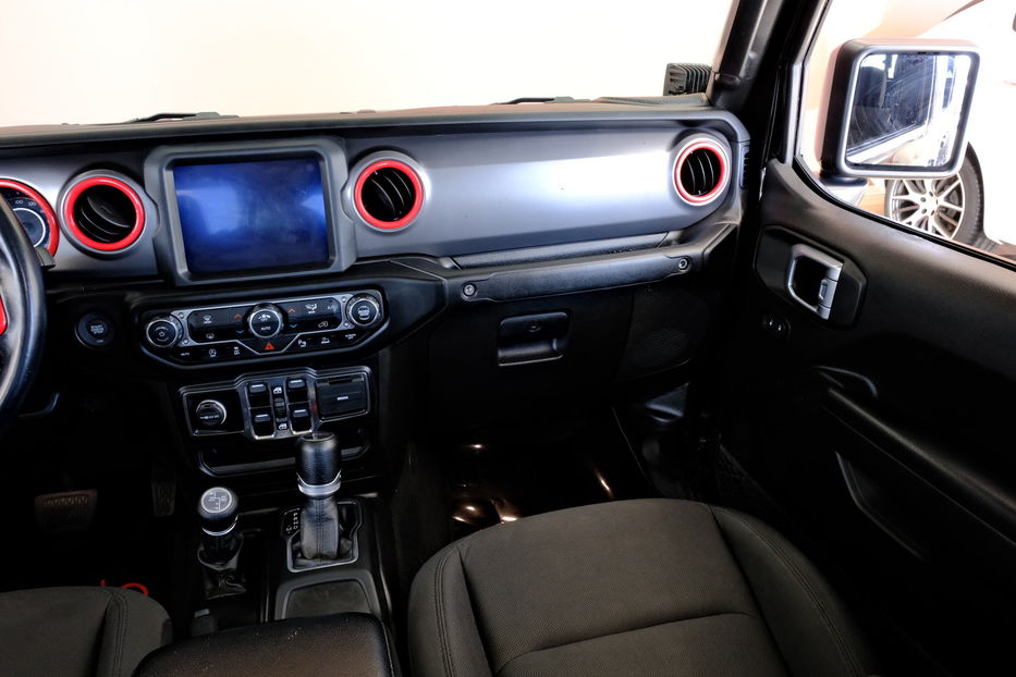 Продам Jeep Wrangler Gladiator 2022 года в Одессе