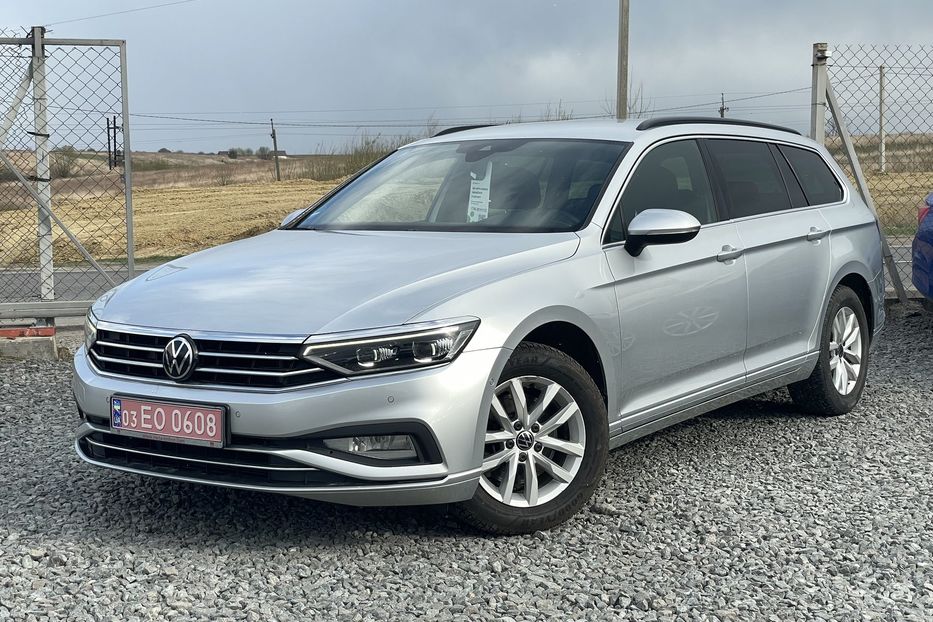 Продам Volkswagen Passat B8 2.0 110квт DSG 2020 года в Львове