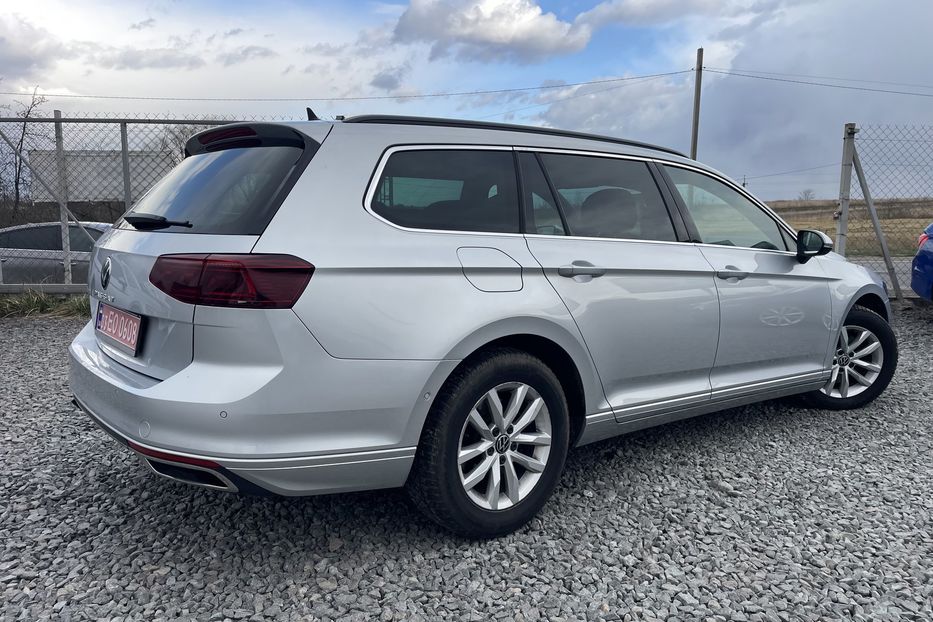 Продам Volkswagen Passat B8 2.0 110квт DSG 2020 года в Львове