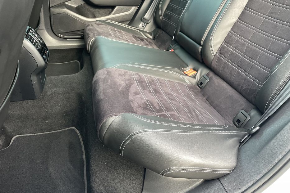 Продам Volkswagen Passat B8 2.0 110квт DSG 2020 года в Львове