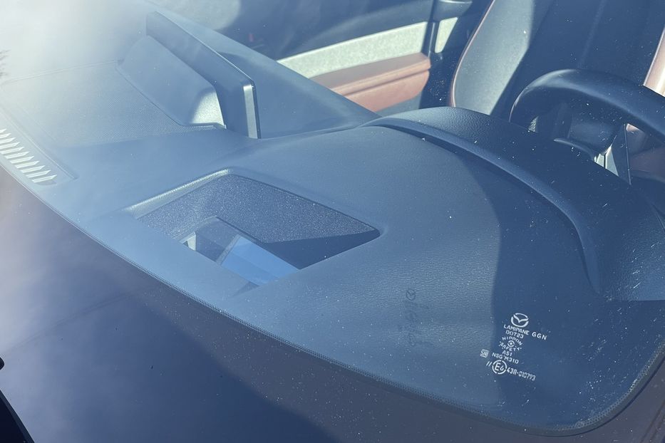 Продам Mazda MX-3 35.5 KW  2022 года в Львове