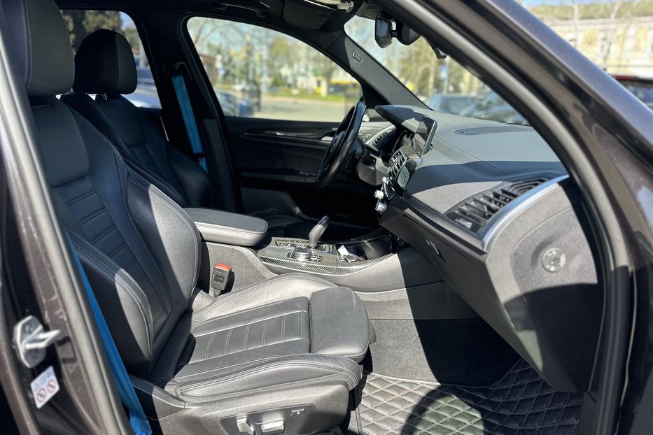 Продам BMW X3 М40 2018 года в Киеве