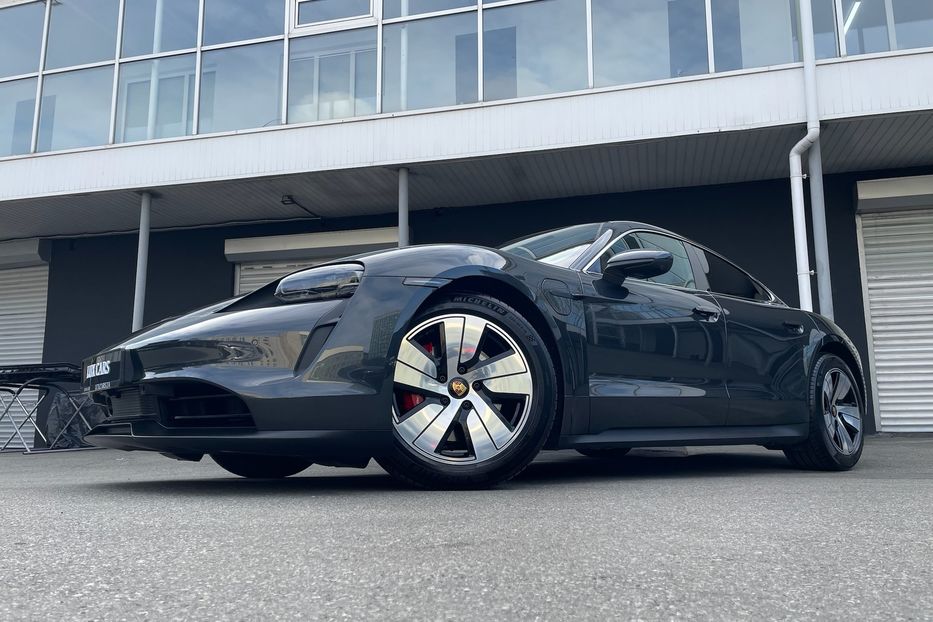 Продам Porsche Taycan 4s 2022 года в Киеве