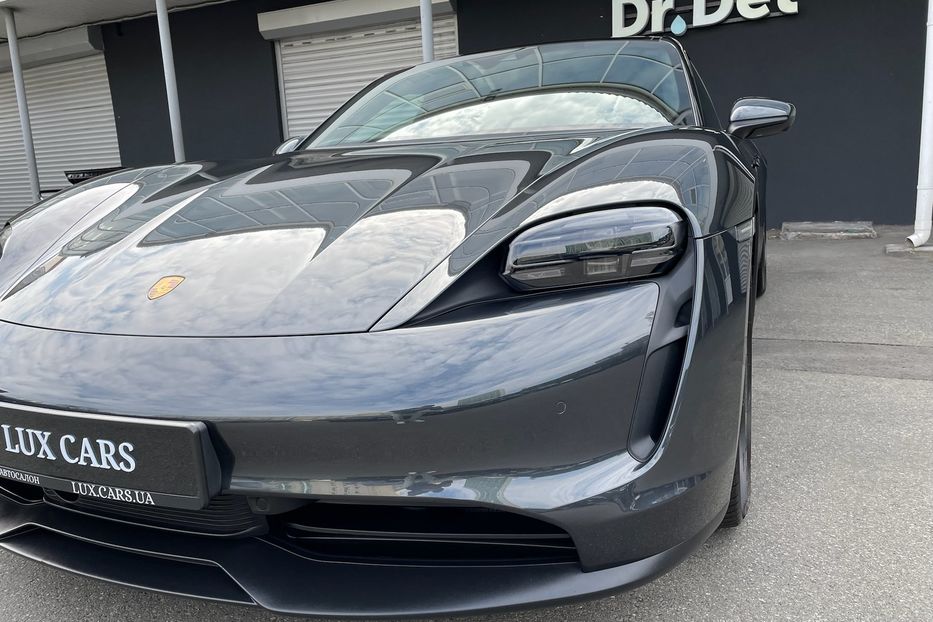 Продам Porsche Taycan 4s 2022 года в Киеве