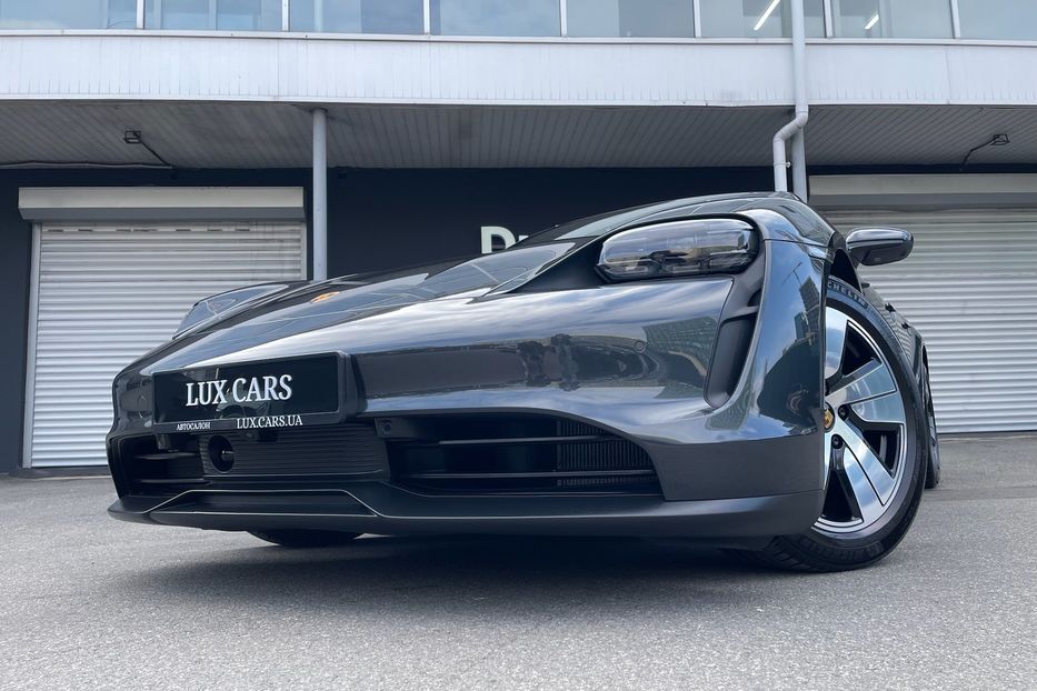 Продам Porsche Taycan 4s 2022 года в Киеве
