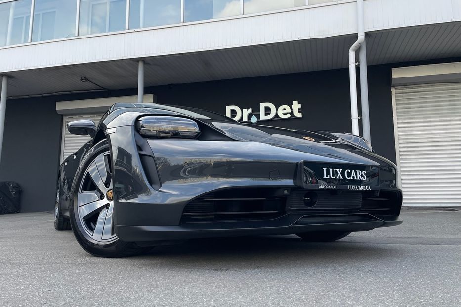 Продам Porsche Taycan 4s 2022 года в Киеве