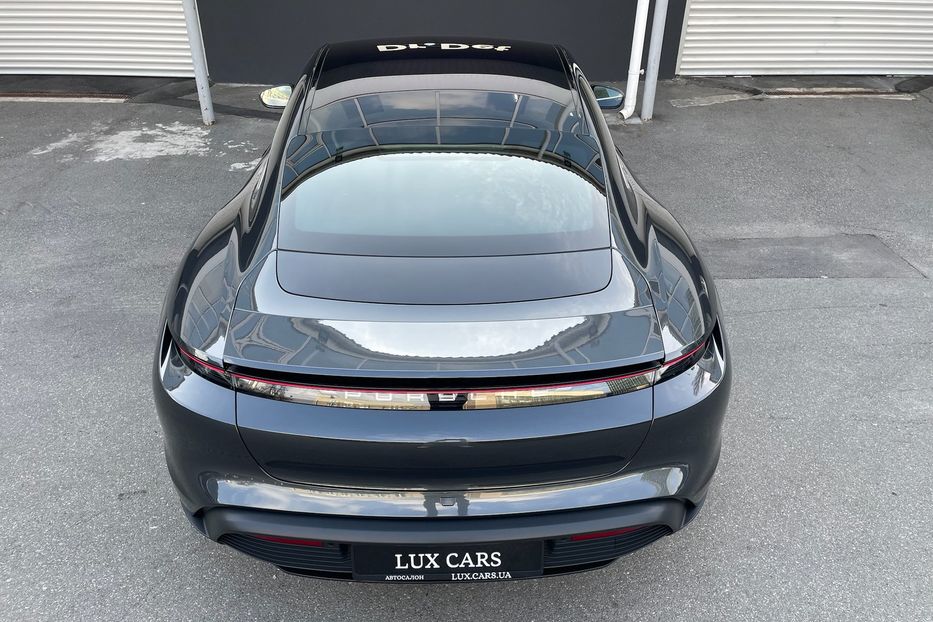 Продам Porsche Taycan 4s 2022 года в Киеве