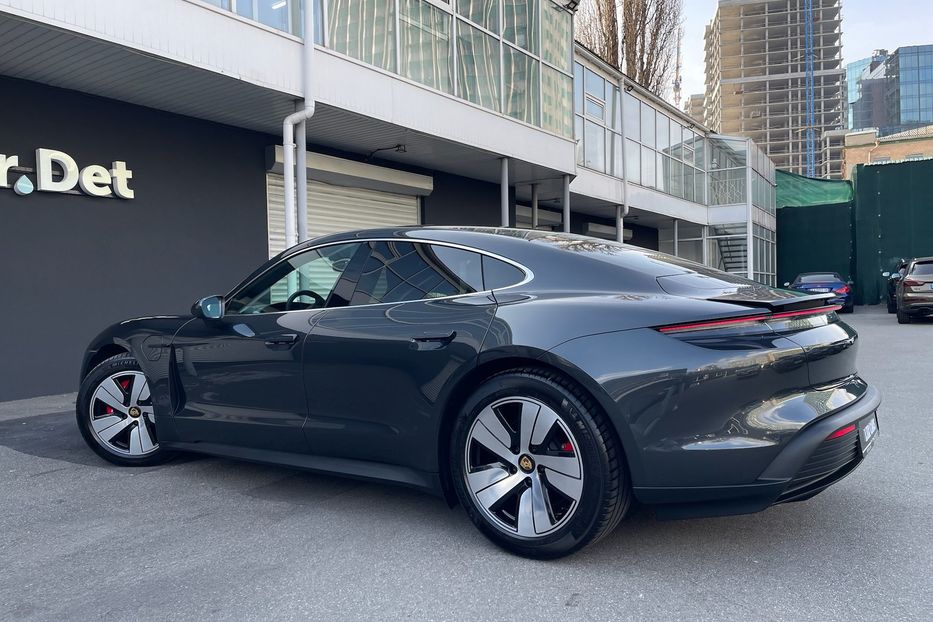 Продам Porsche Taycan 4s 2022 года в Киеве