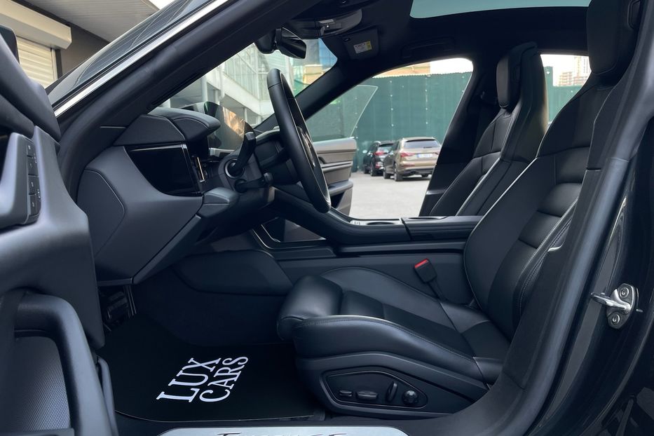 Продам Porsche Taycan 4s 2022 года в Киеве