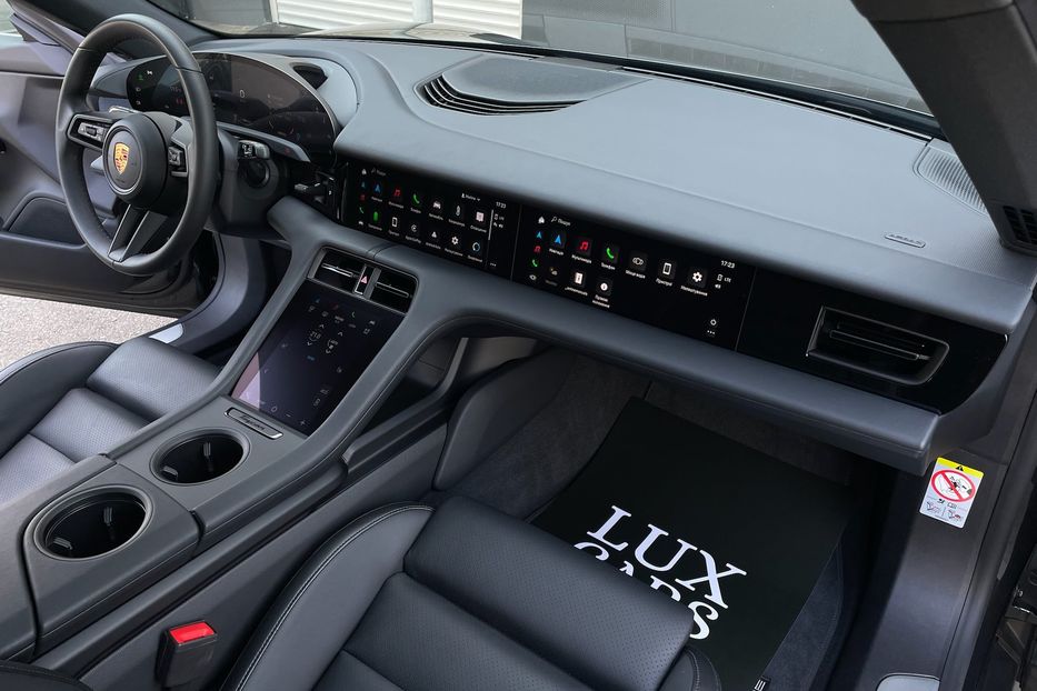 Продам Porsche Taycan 4s 2022 года в Киеве