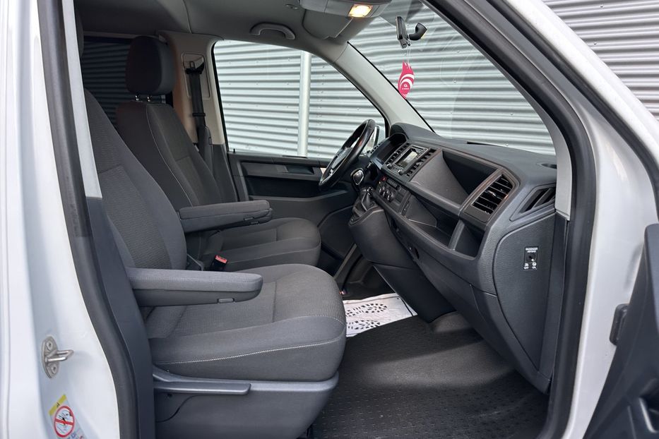 Продам Volkswagen Caravella 4x4  2019 года в Ровно