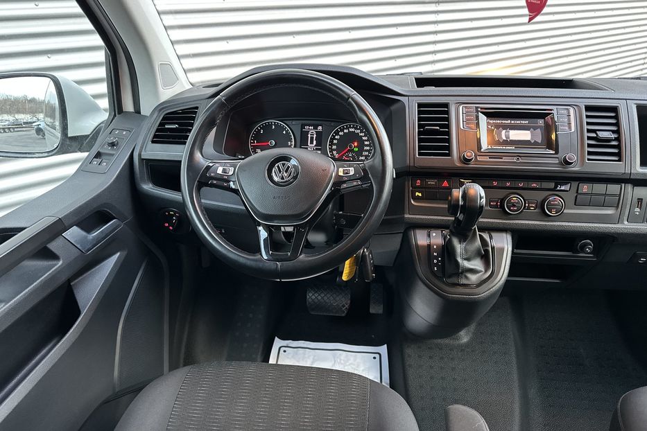 Продам Volkswagen Caravella 4x4  2019 года в Ровно