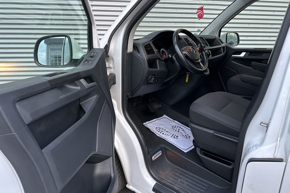 Продам Volkswagen Caravella 4x4  2019 года в Ровно