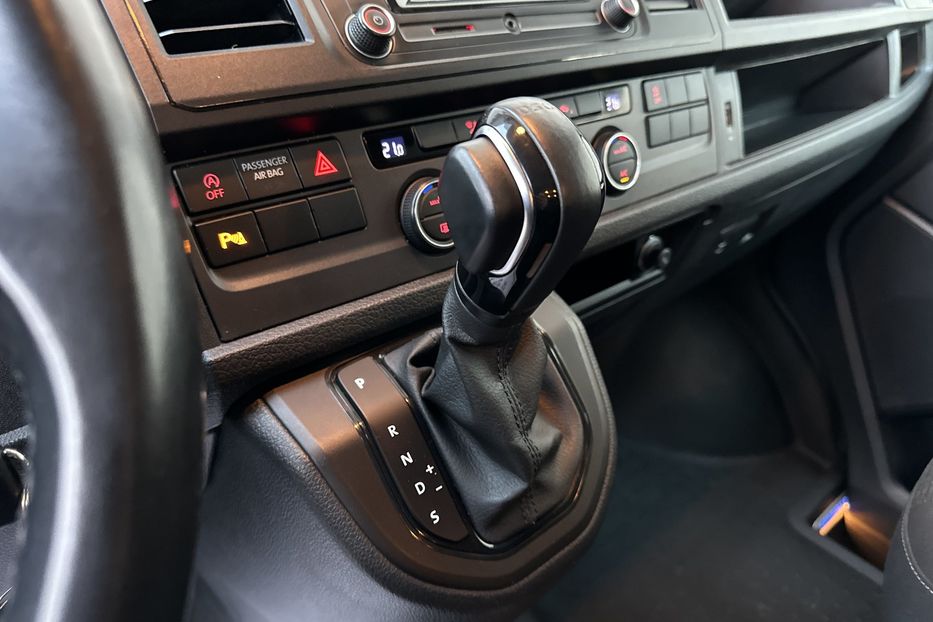 Продам Volkswagen Caravella 4x4  2019 года в Ровно