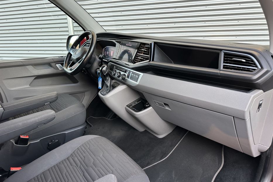 Продам Volkswagen Caravella HIGHLINE 2020 года в Ровно