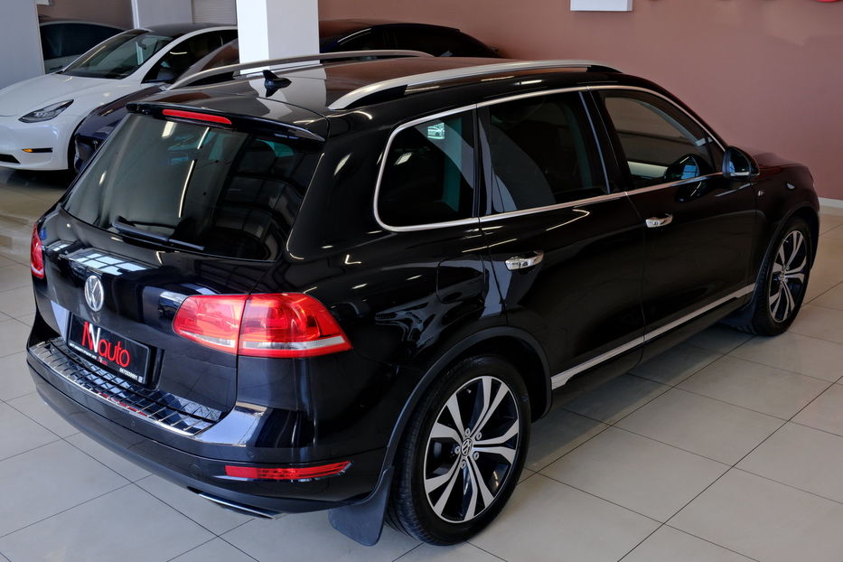 Продам Volkswagen Touareg 2015 года в Одессе