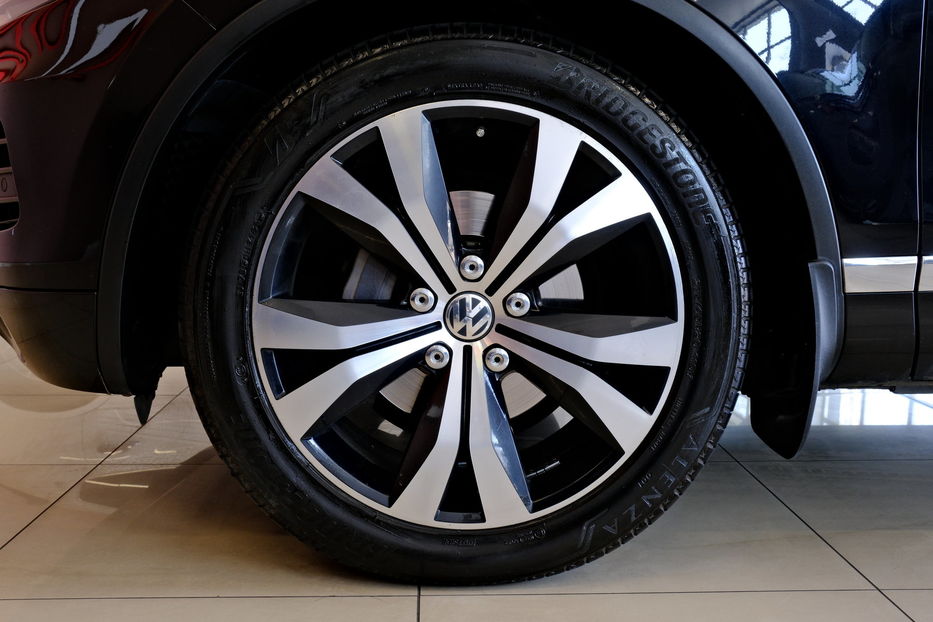 Продам Volkswagen Touareg 2015 года в Одессе