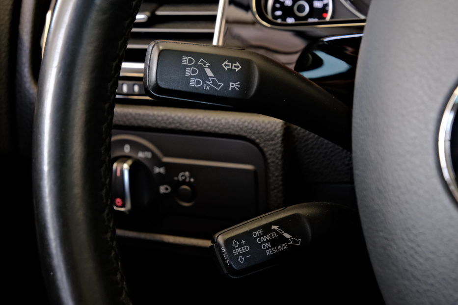 Продам Volkswagen Touareg 2015 года в Одессе