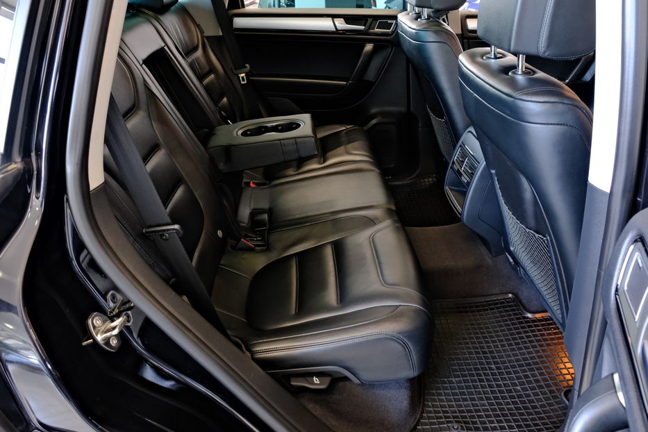 Продам Volkswagen Touareg 2015 года в Одессе