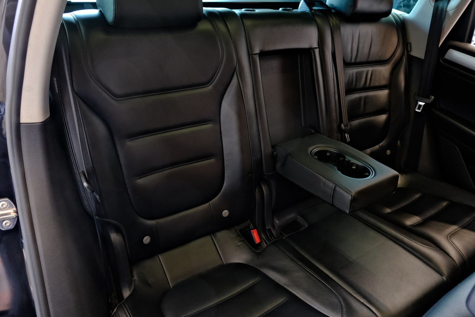 Продам Volkswagen Touareg 2015 года в Одессе