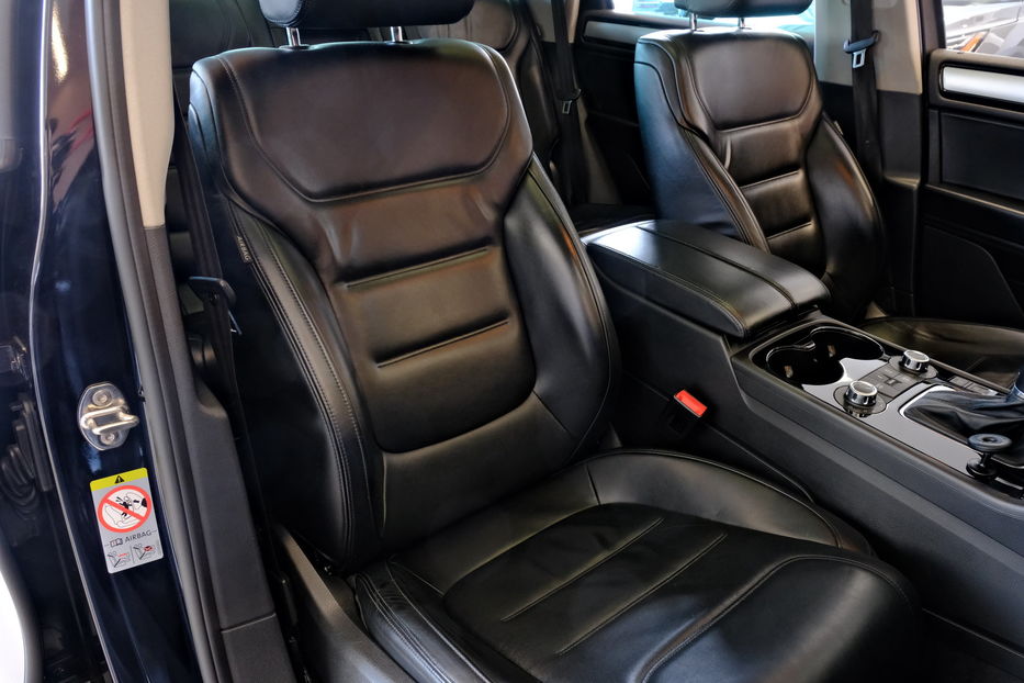 Продам Volkswagen Touareg 2015 года в Одессе