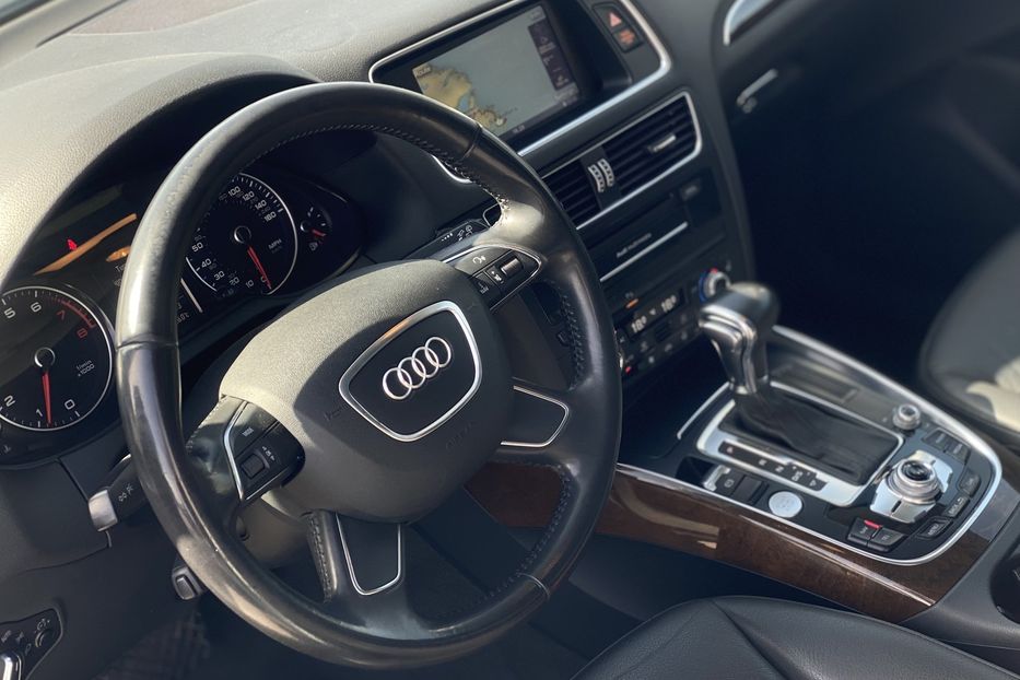 Продам Audi Q5 2013 года в Луцке