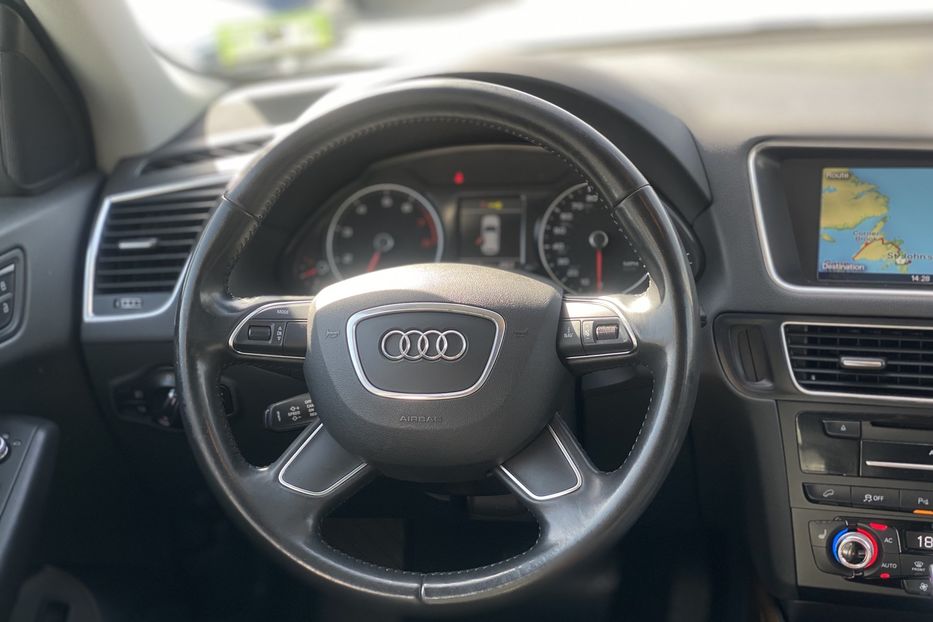 Продам Audi Q5 2013 года в Луцке