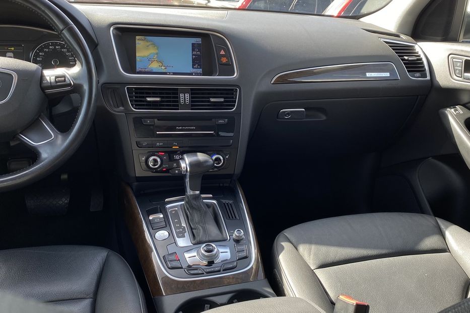 Продам Audi Q5 2013 года в Луцке