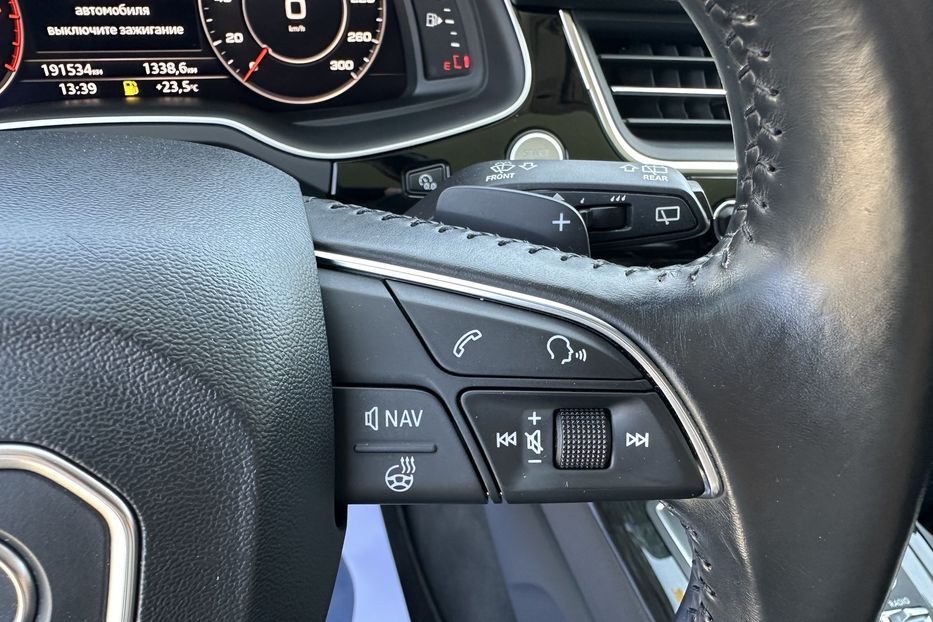 Продам Audi Q7 Premium Plus 2016 года в Киеве
