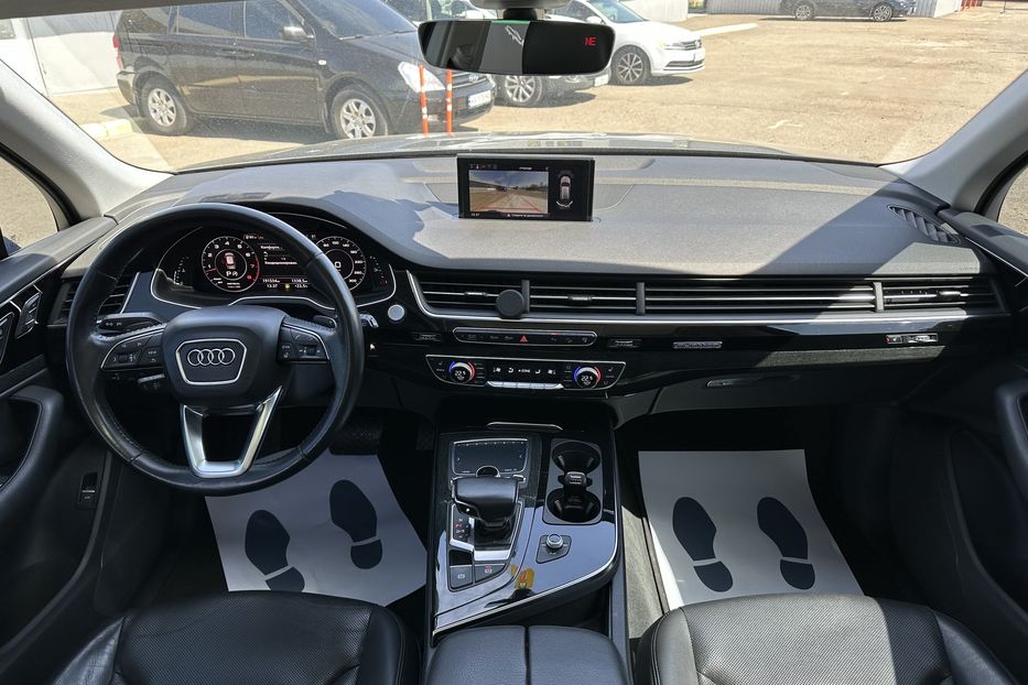 Продам Audi Q7 Premium Plus 2016 года в Киеве