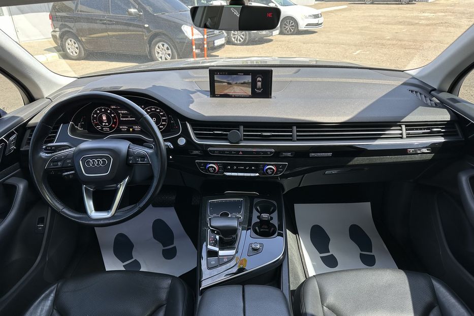 Продам Audi Q7 Premium Plus 2016 года в Киеве