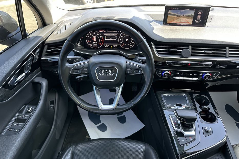 Продам Audi Q7 Premium Plus 2016 года в Киеве