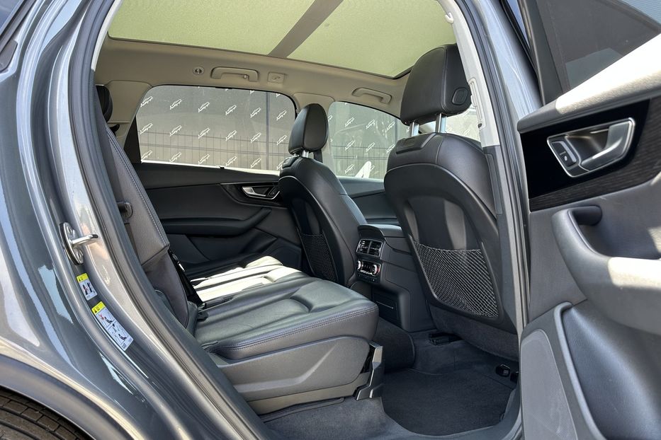 Продам Audi Q7 Premium Plus 2016 года в Киеве