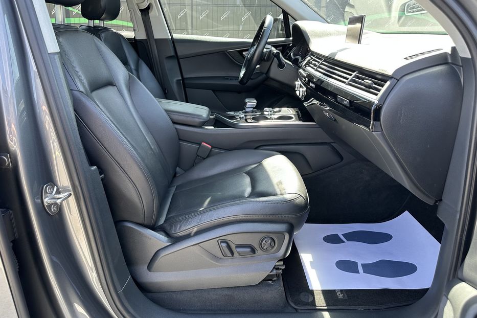 Продам Audi Q7 Premium Plus 2016 года в Киеве