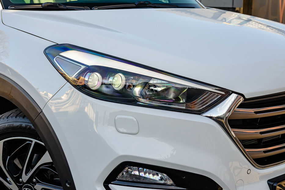 Продам Hyundai Tucson 2.0 CRDI AWD TOP 2016 года в Киеве